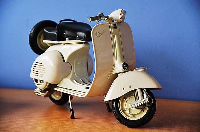De scooter in de hal